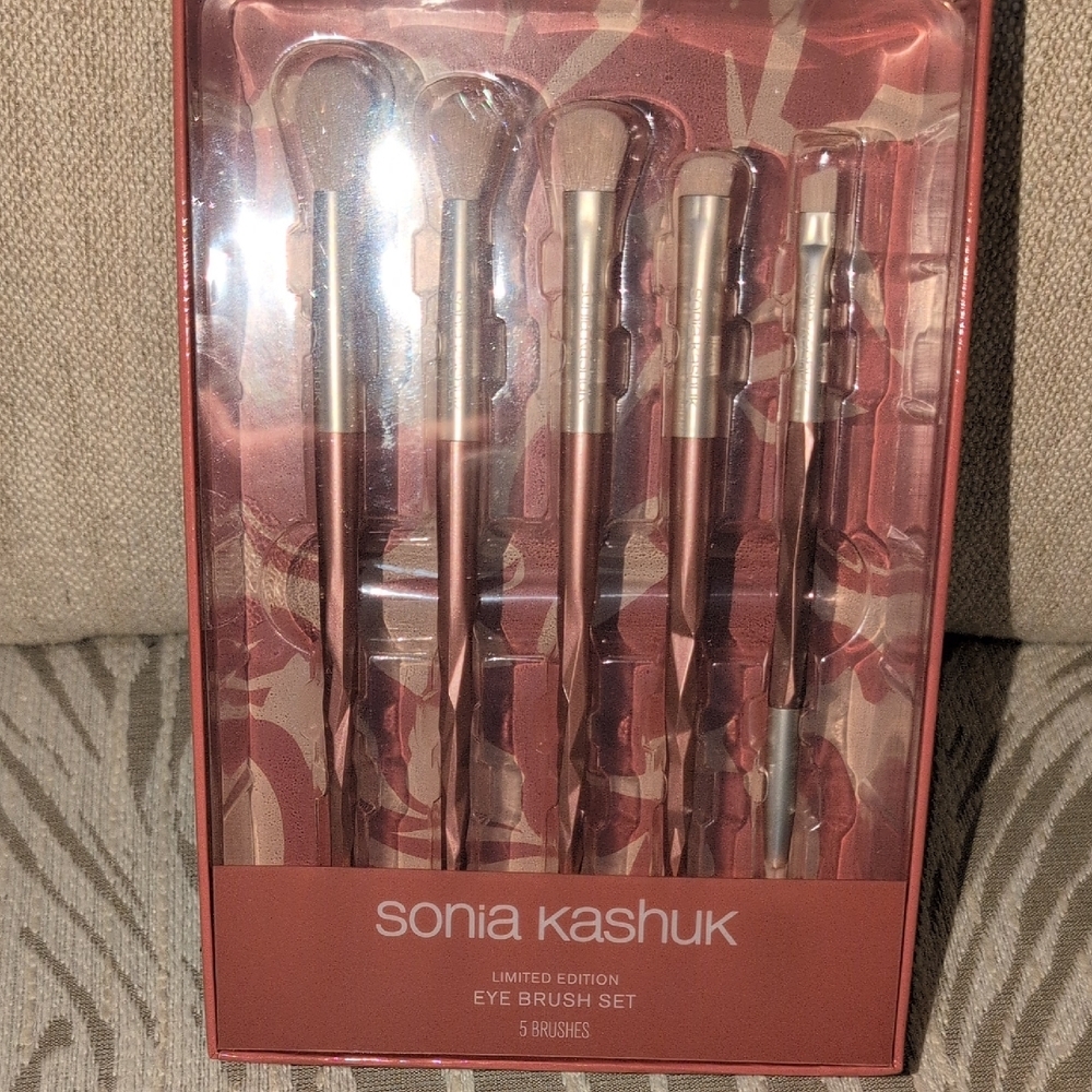 Sonia Kashuk Metallic Brush Set